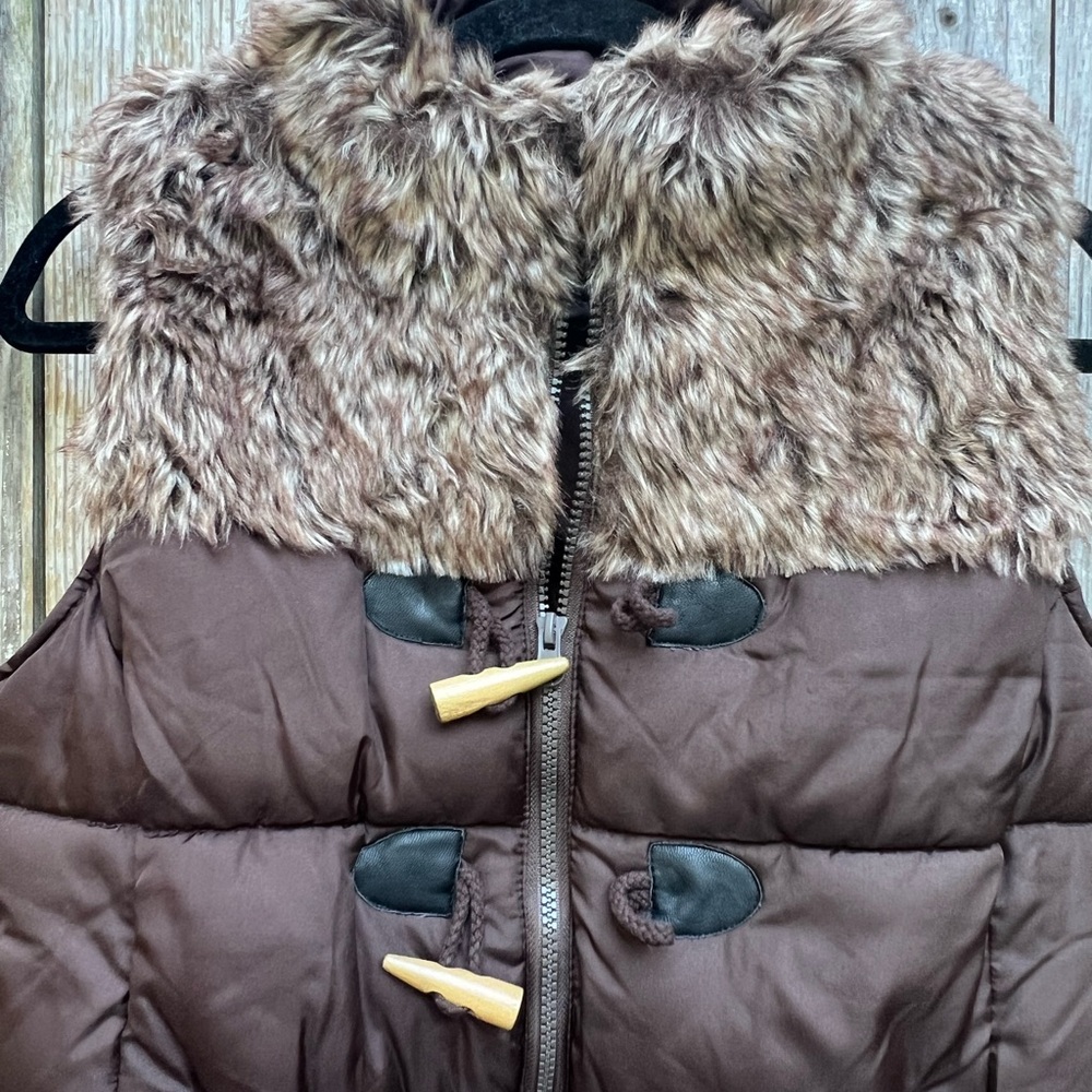 Ruff Hewn Faux Fur Full Zip with toggle buttons Puffer Vest sz Small - Picture 5 of 9